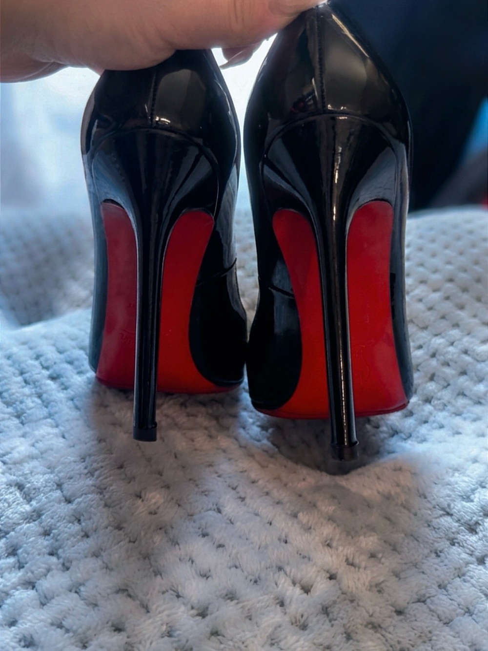 Christian Louboutin Classic Black Patent Pointed Toe Stilettos size 37 1/2 - Picture 2 of 4